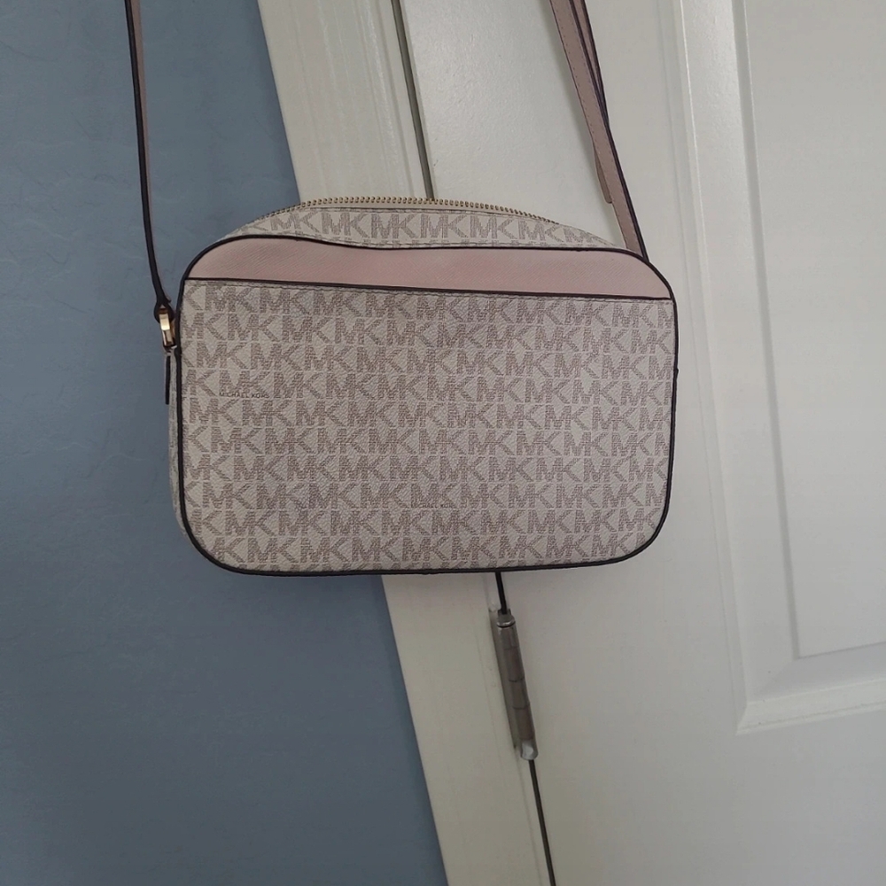 Michael Kors Pink and Cream Crossbody Bag - Picture 16 of 16